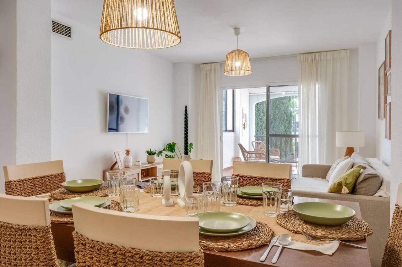 El Paraíso - Apartment Near the Beach with Communal Pool