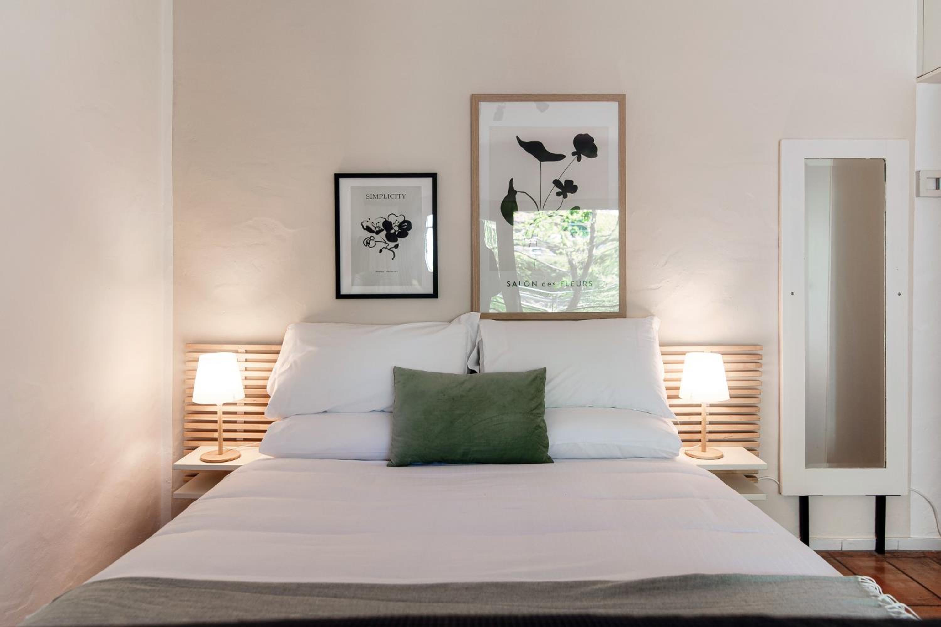 Sureggio 2 by Quokka 360 - Cozy Studio in Residence with Shared Pool
