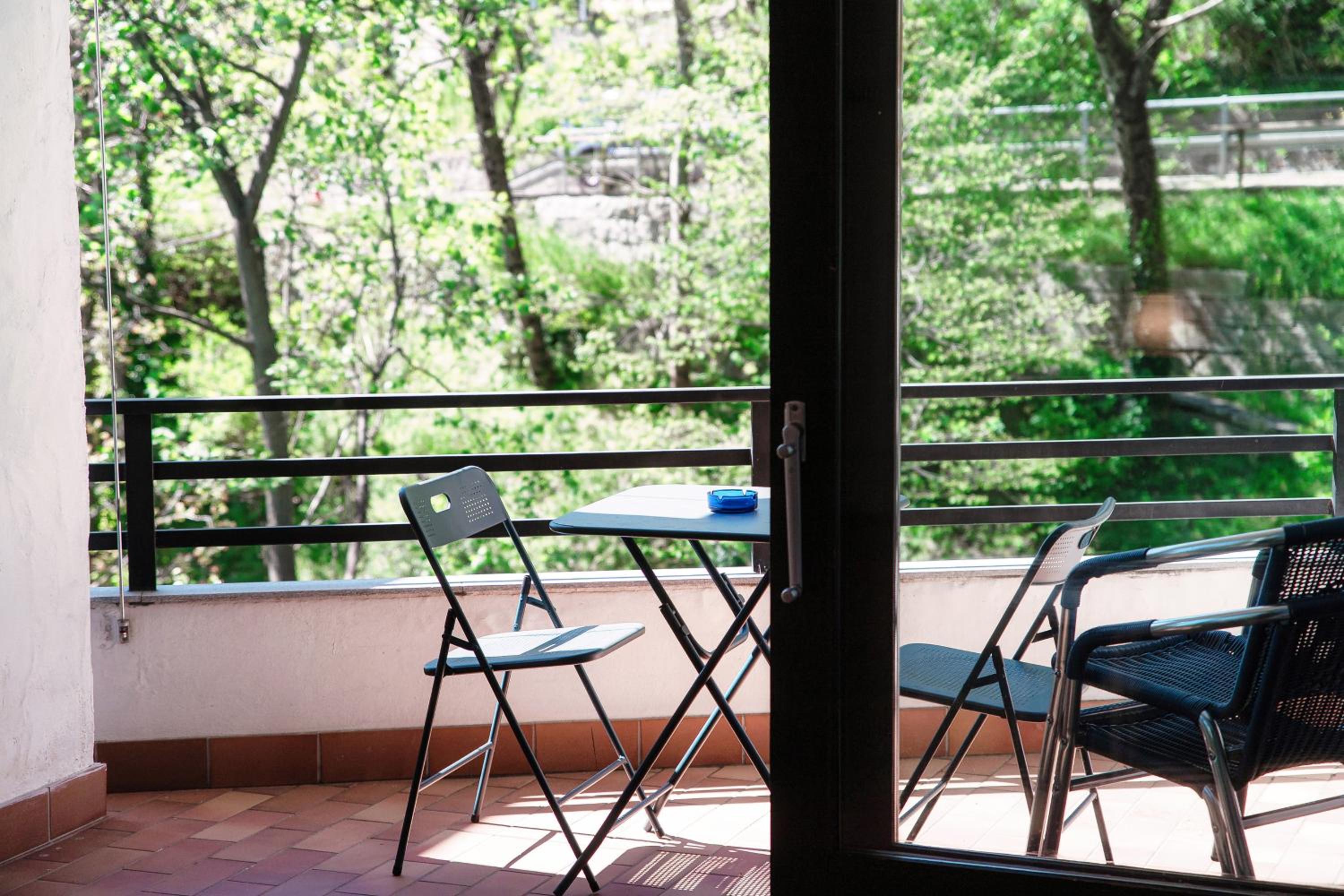Sureggio 2 by Quokka 360 - Cozy Studio in Residence with Shared Pool