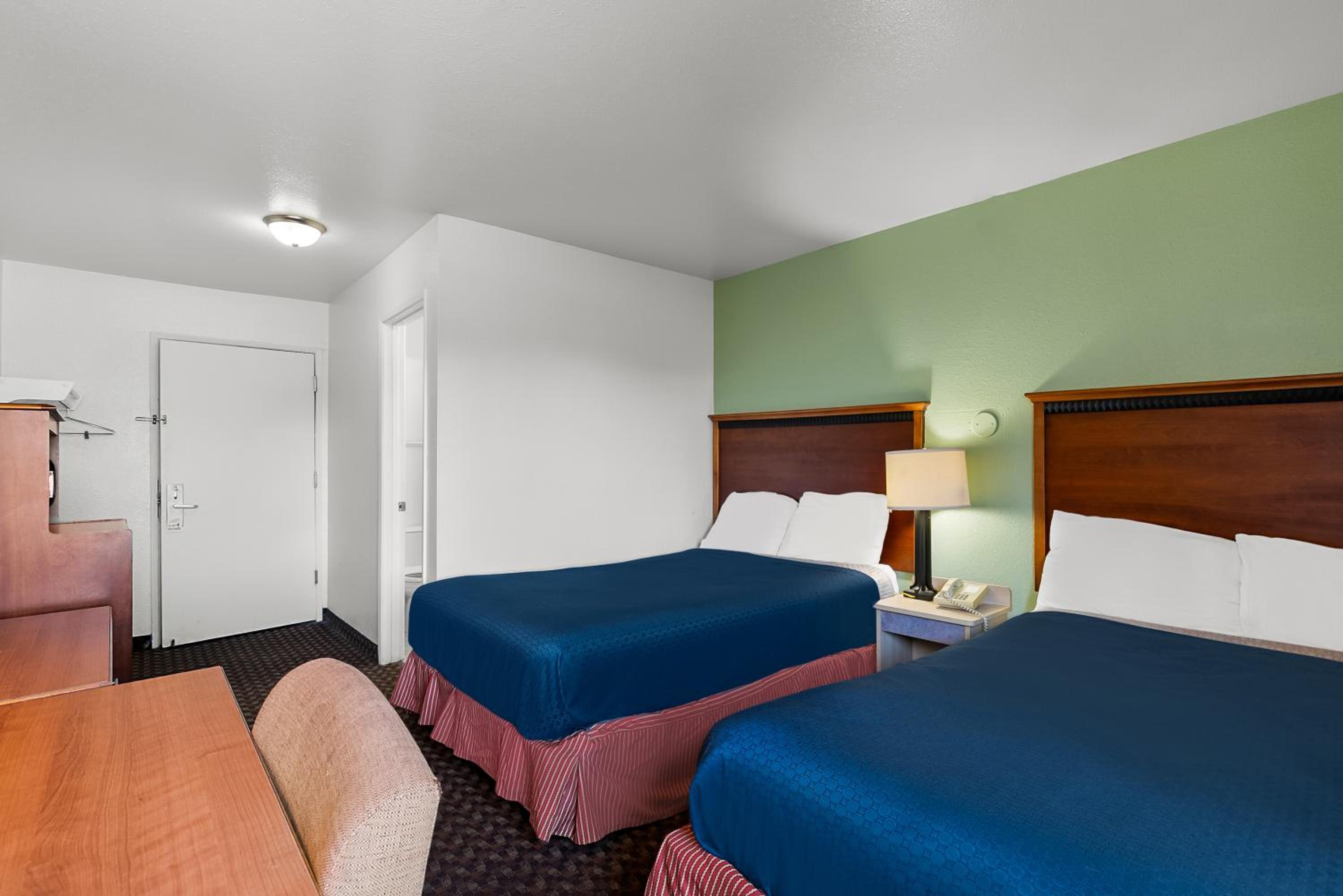 Americas Best Value Inn - Lincoln Airport