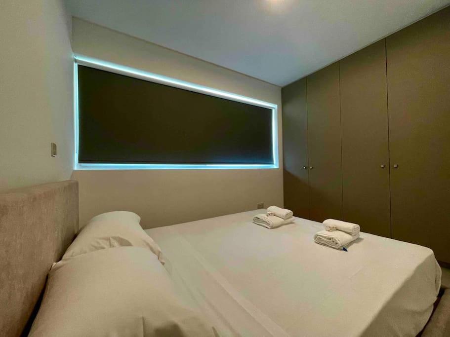 Platform 357 Agios Dometios Modern Apartment
