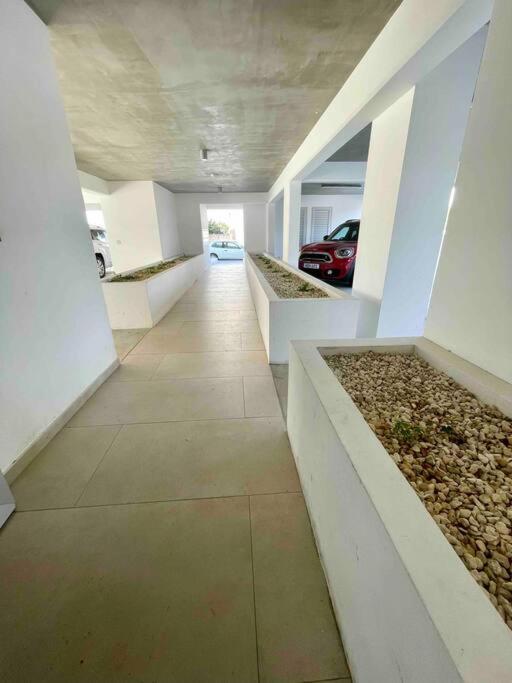 Platform 357 Agios Dometios Modern Apartment