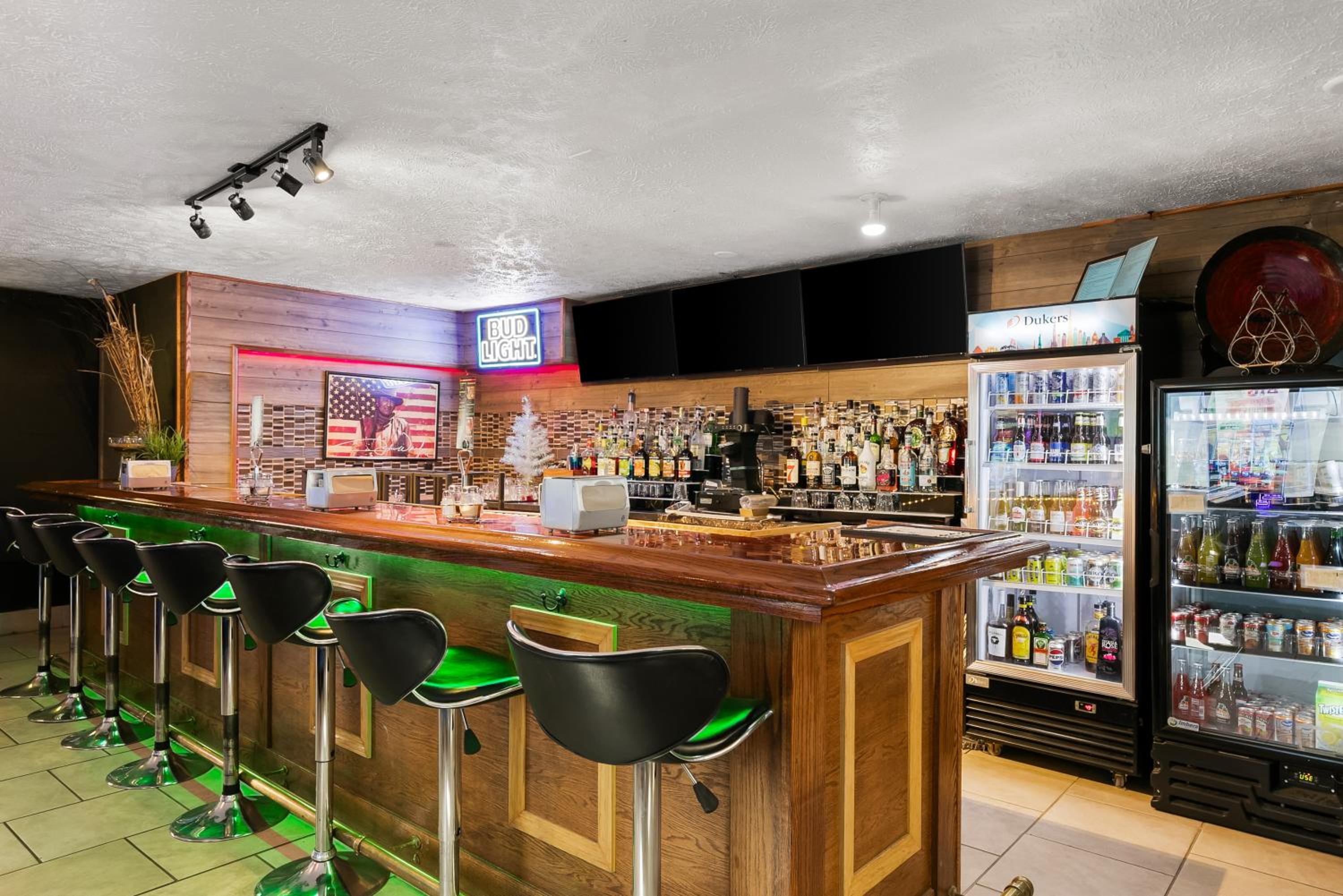Americas Best Value Inn - Lincoln Airport