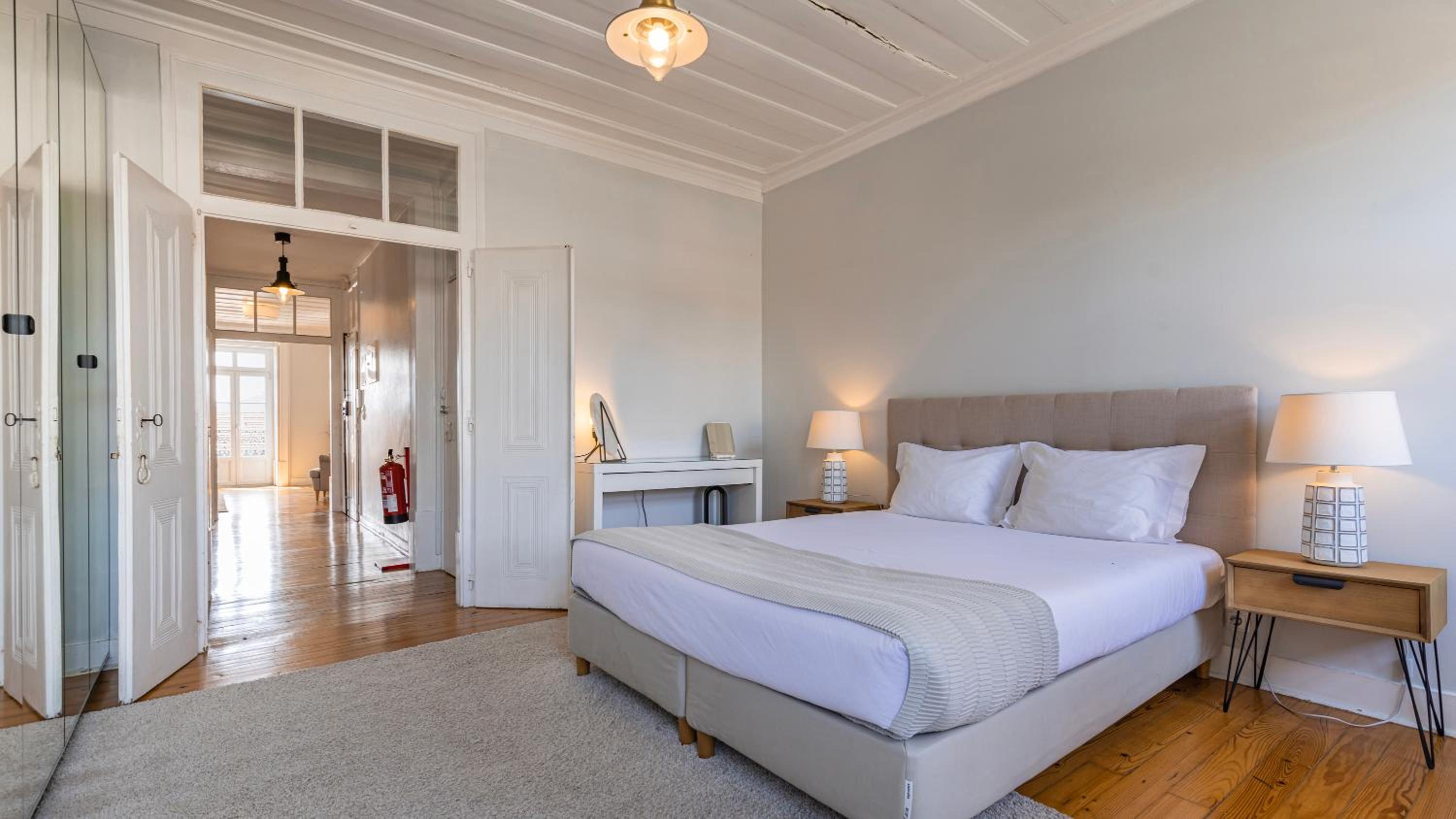 Sunny Belém Home by LovelyStay view 3