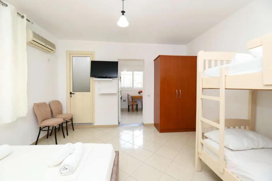 Vila Agolli