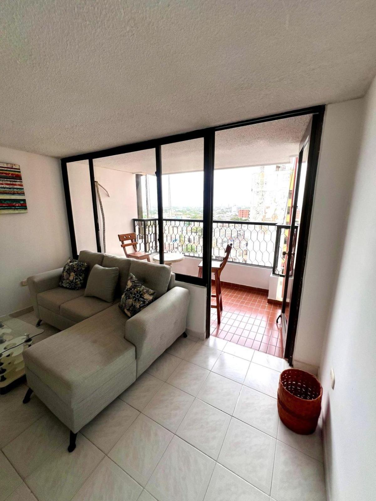 ED1 Apartamento frente al mar