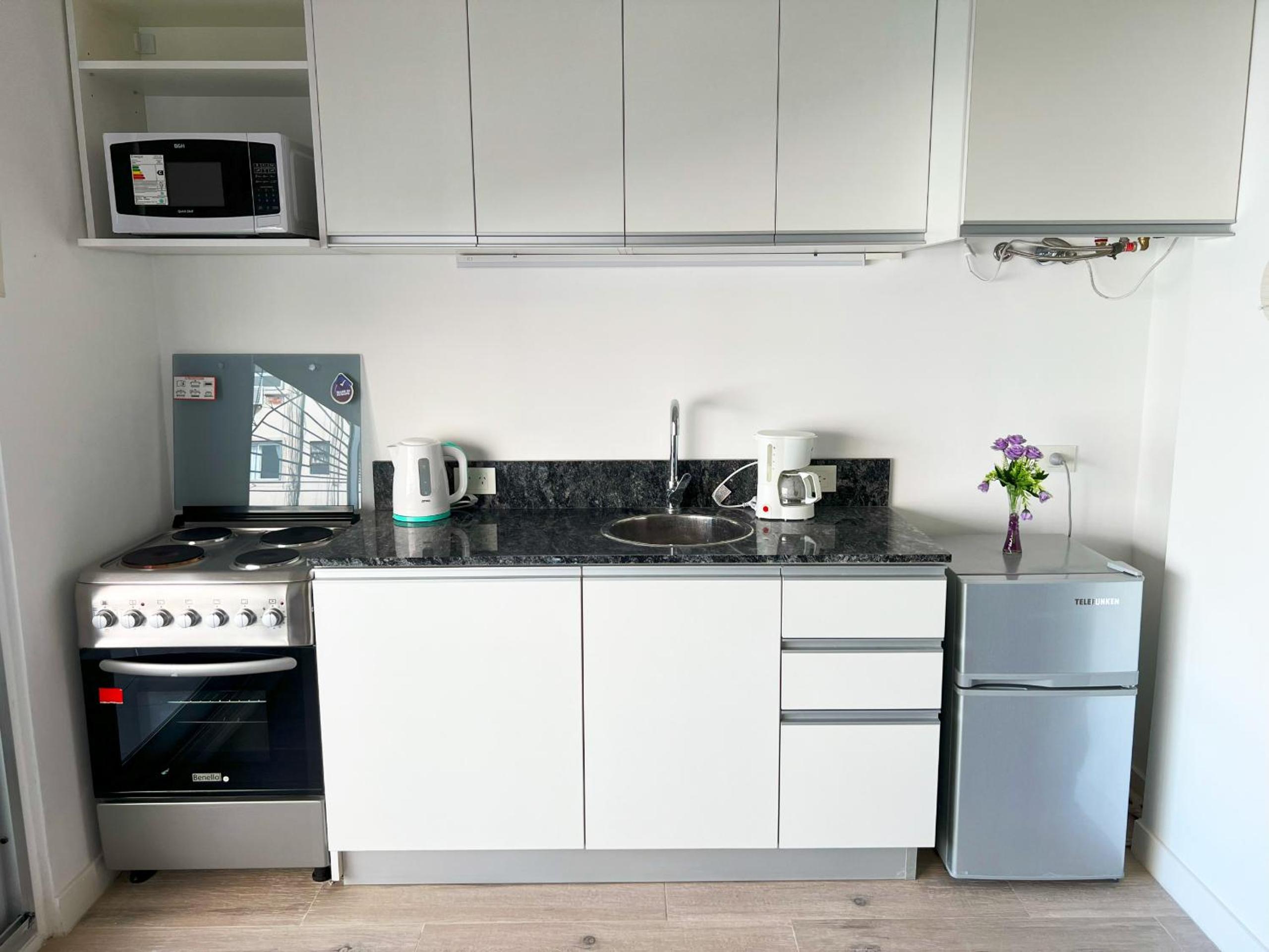RentUp - Moderno monoambiente con balcon en Almagro