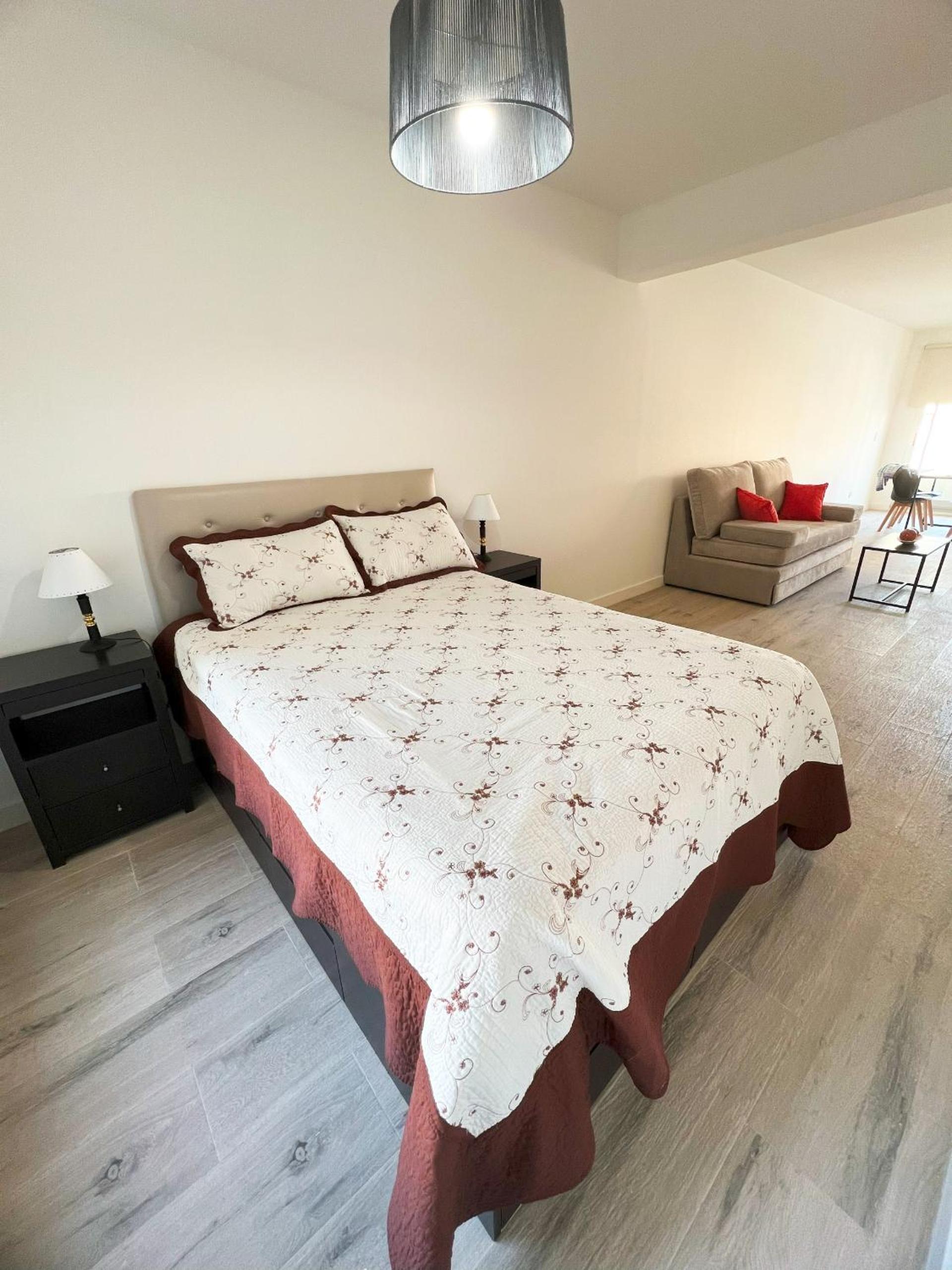 RentUp - Moderno monoambiente con balcon en Almagro