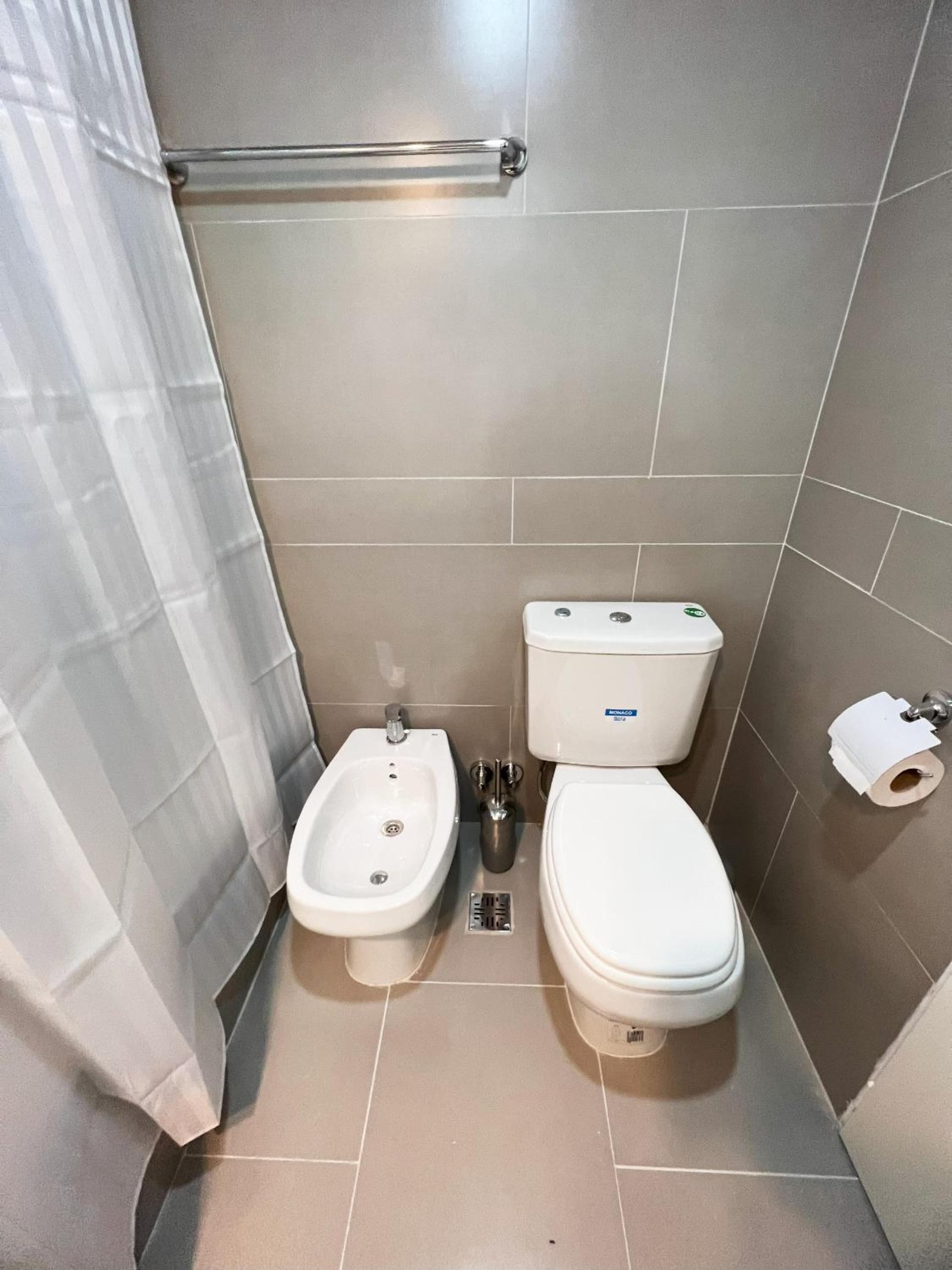 RentUp - Moderno monoambiente con balcon en Almagro