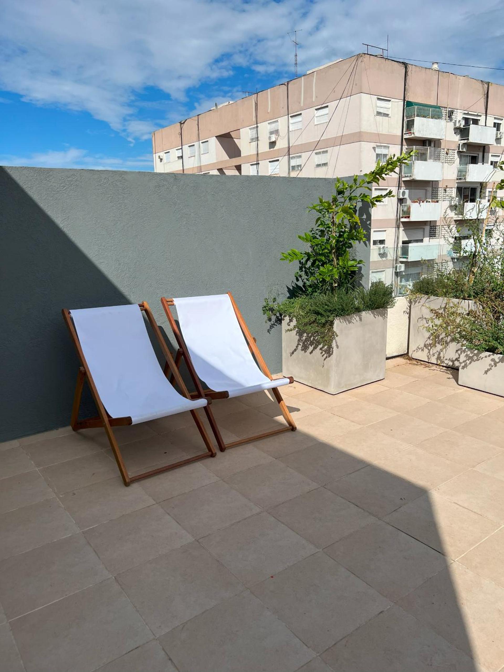 RentUp - Moderno monoambiente con balcon en Almagro