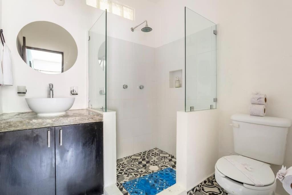 3 Bedroom Apartment In Quiet Residential Area