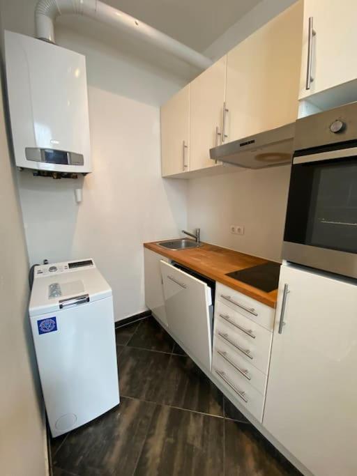 Schöne, modern eingerichtete Wohnung nahe Zentrum ideal zum Arbeiten und Studieren