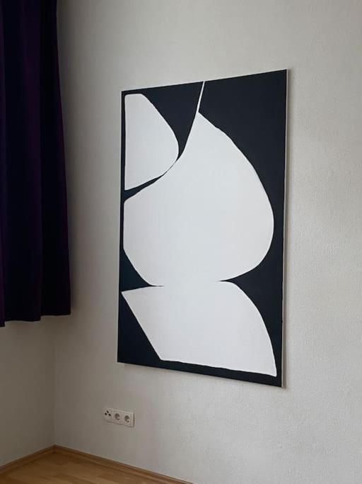 Schöne, modern eingerichtete Wohnung nahe Zentrum ideal zum Arbeiten und Studieren