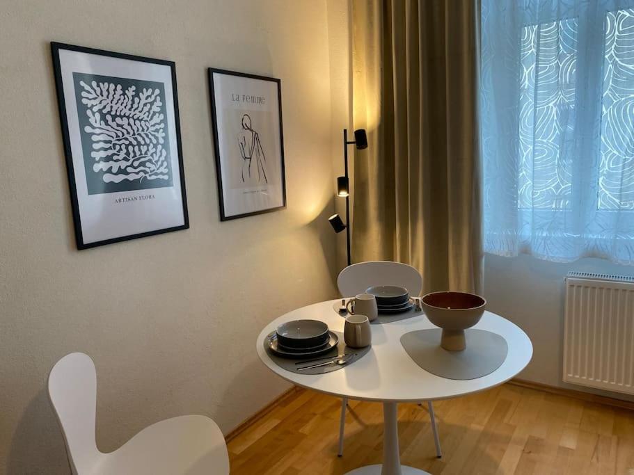 Schöne, modern eingerichtete Wohnung nahe Zentrum ideal zum Arbeiten und Studieren