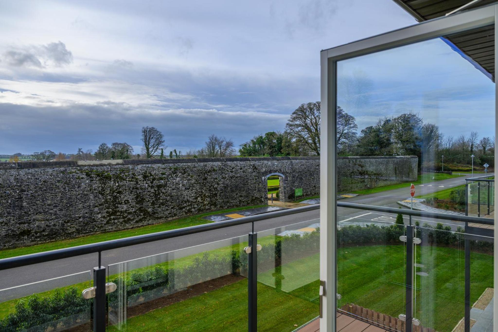 Killeen Castle