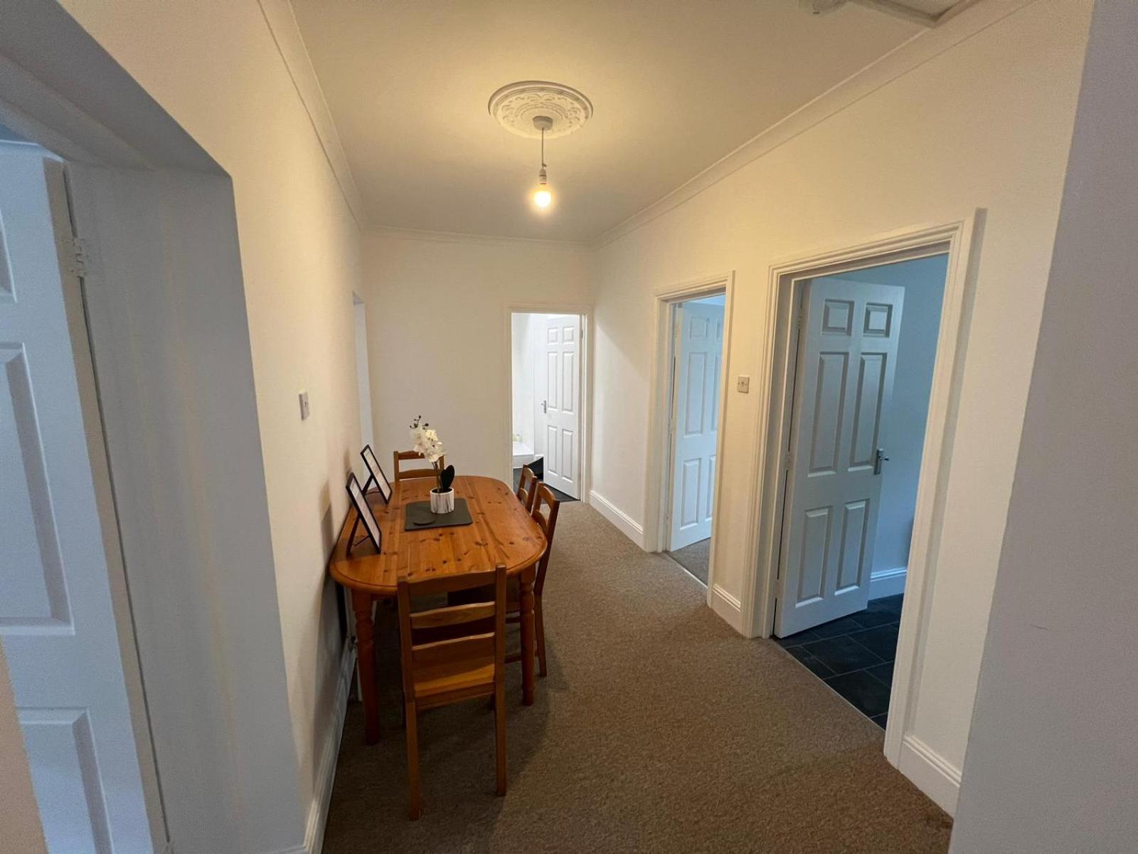 Centralised Garden Flat with FREE PARKING by Prescott Apartments