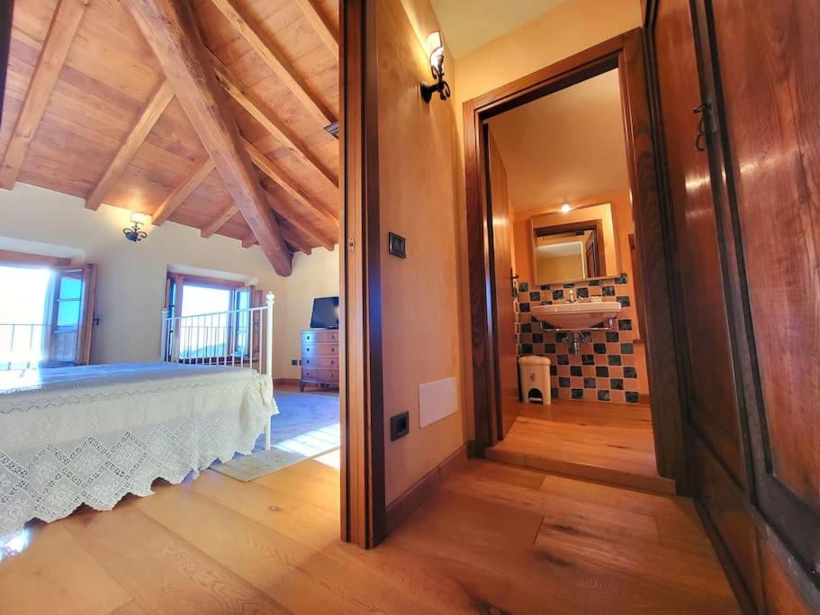 Buena Vista, sea view renovated rural house view 4