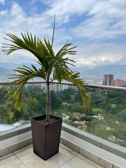 1103 The Overlook of Medellin in El Poblado