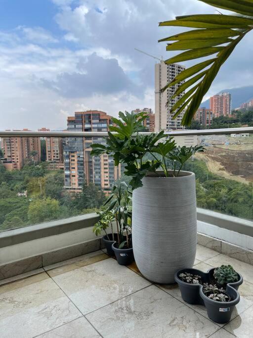 1103 The Overlook of Medellin in El Poblado