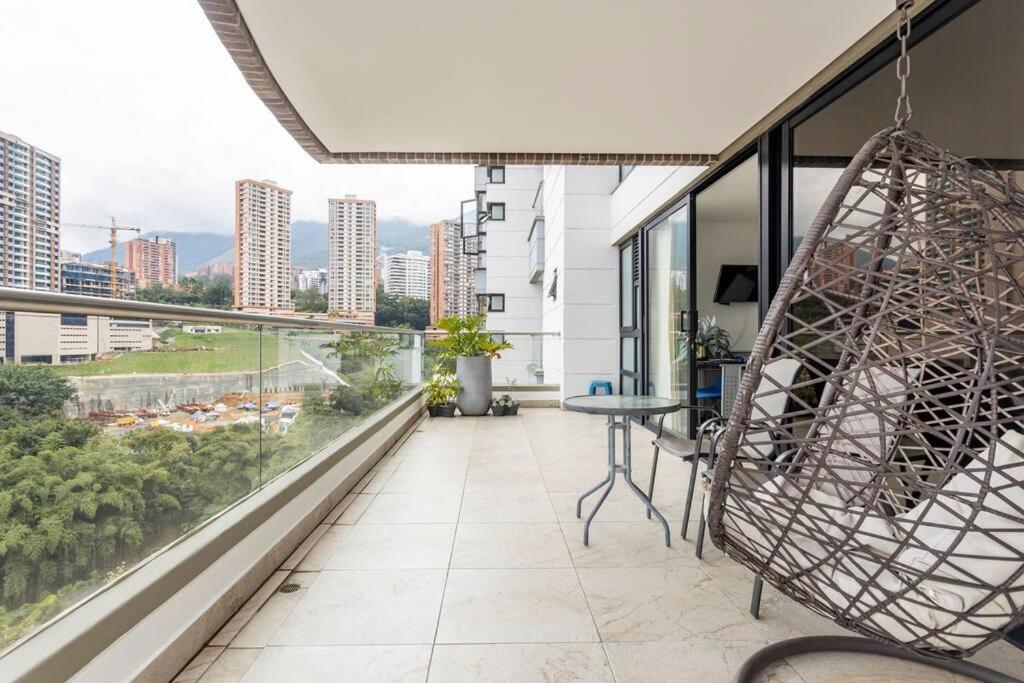 1103 The Overlook of Medellin in El Poblado