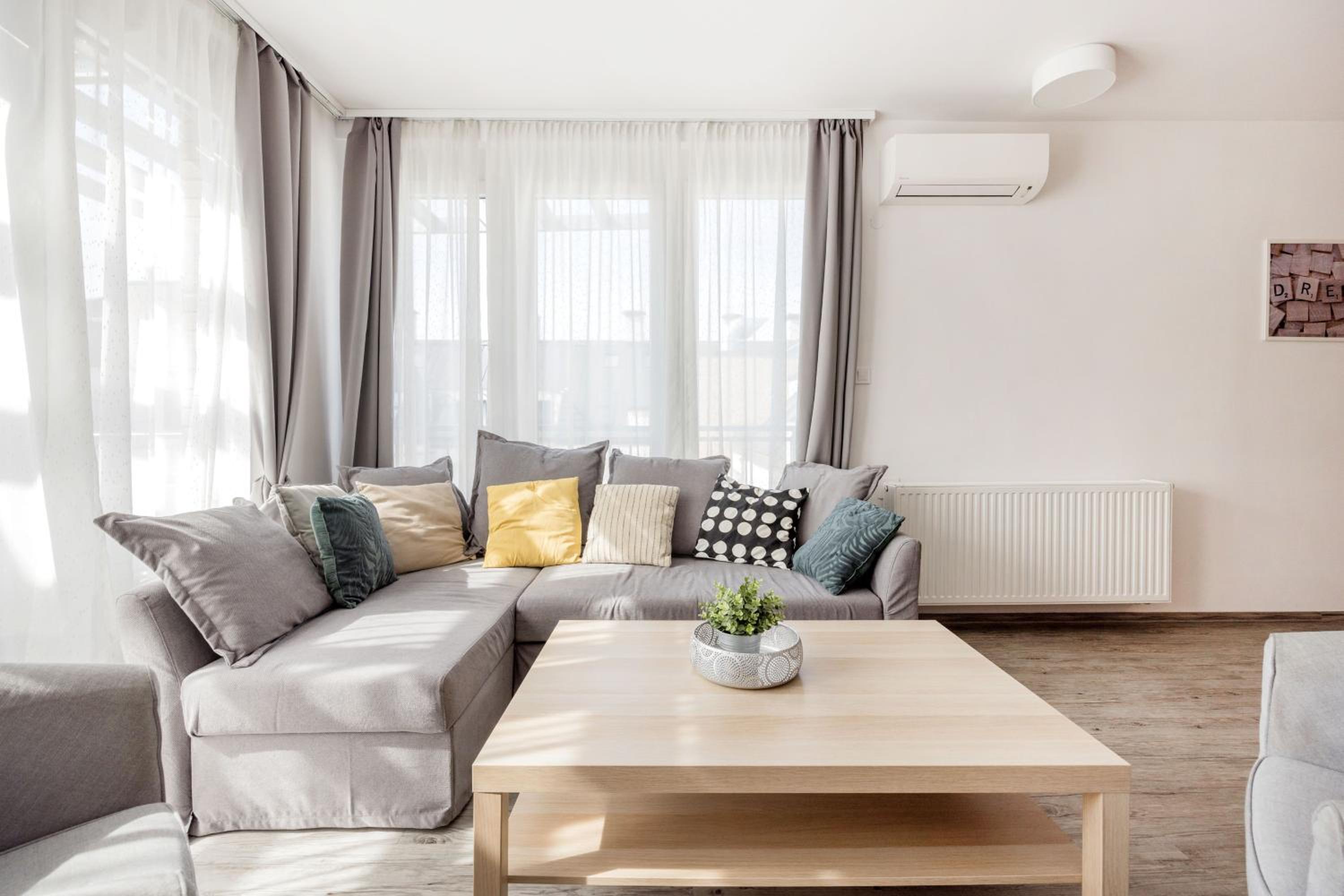 Bright Top Floor Home with Parking