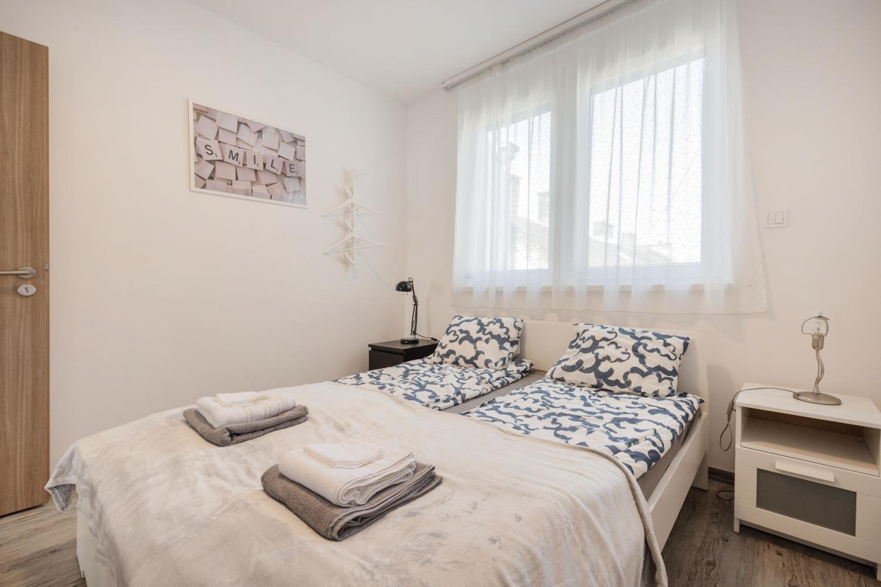 Bright Top Floor Home with Parking