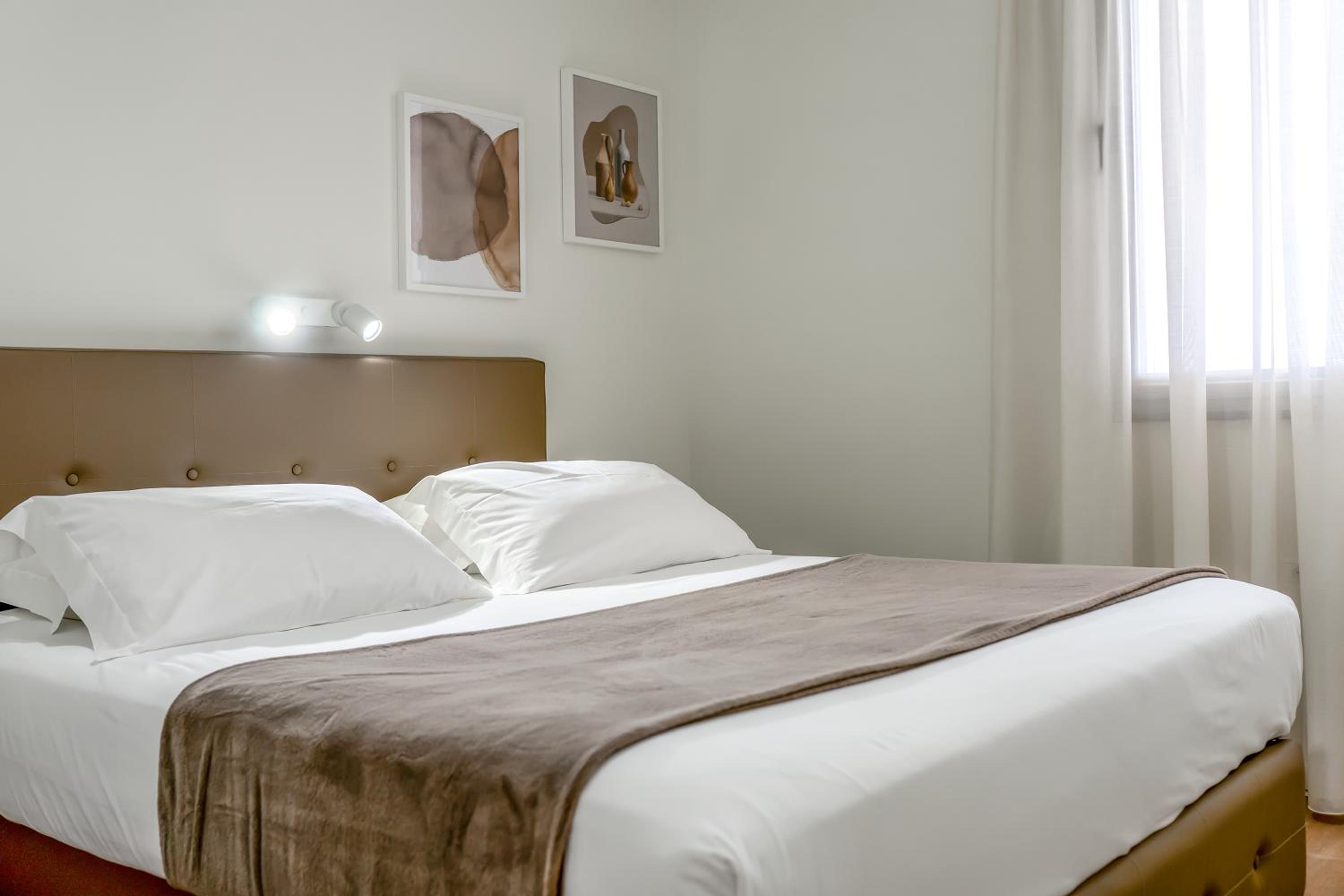 THE ROOMS - Serviced Apartments Tirana — photo 60