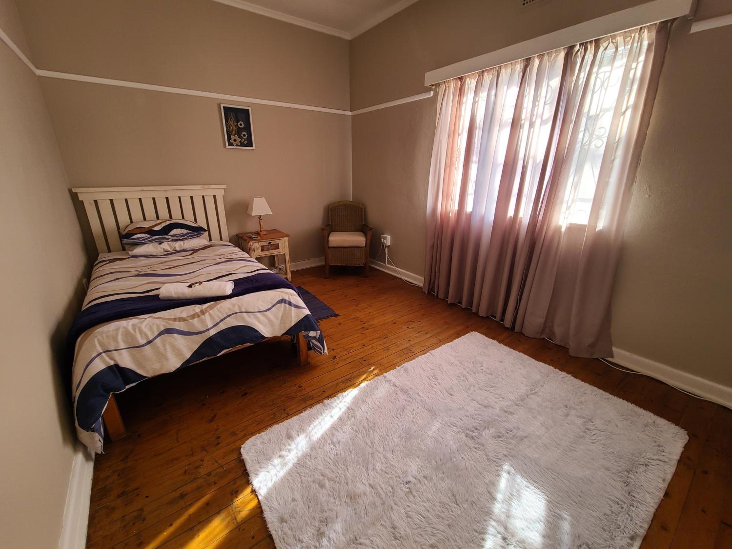 Cosy Guesthouse In Cookhouse - Near Somerset East view 4