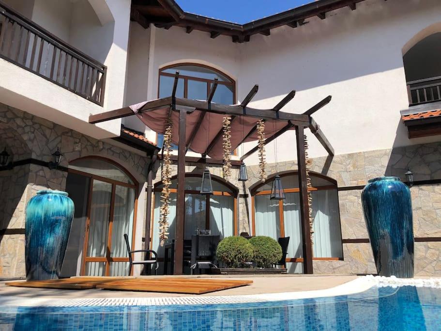 STUNNING VILLA with PRIVATE POOL