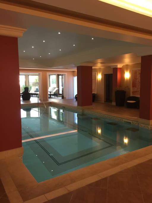 STUNNING VILLA with PRIVATE POOL