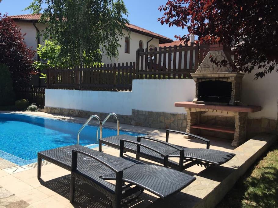 STUNNING VILLA with PRIVATE POOL