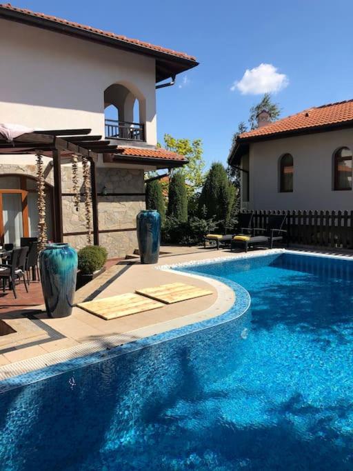 STUNNING VILLA with PRIVATE POOL