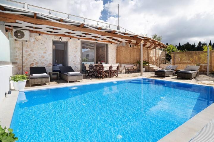 Villas Goudis