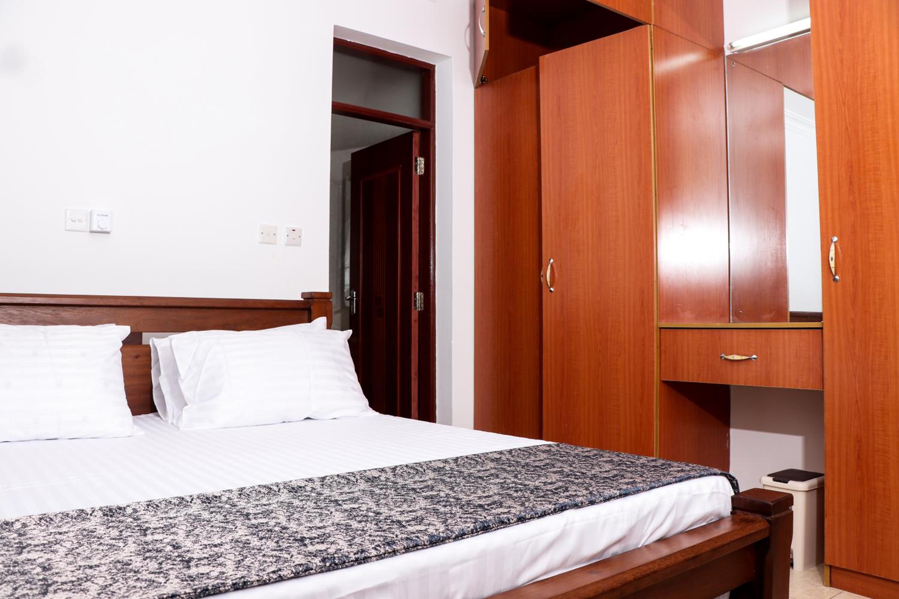 TANISHIA APARTMENTS
