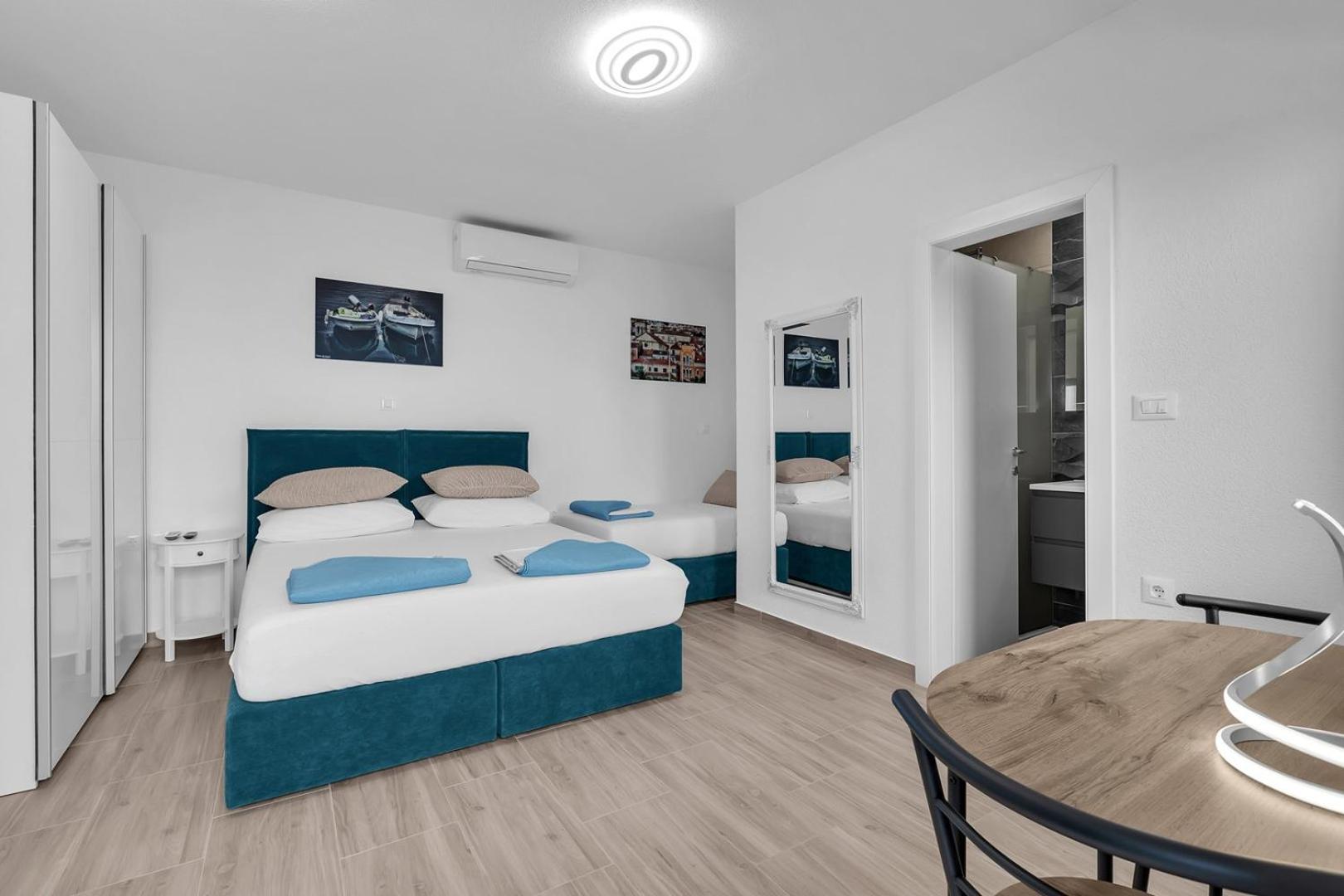 Villa Irena with heated pool and sea view