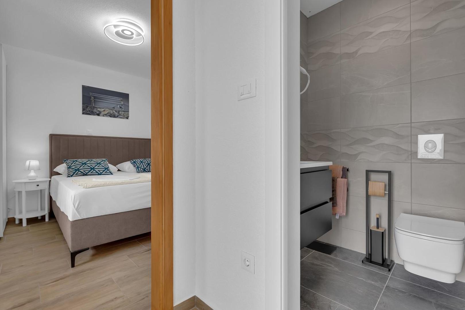 Villa Irena with heated pool and sea view