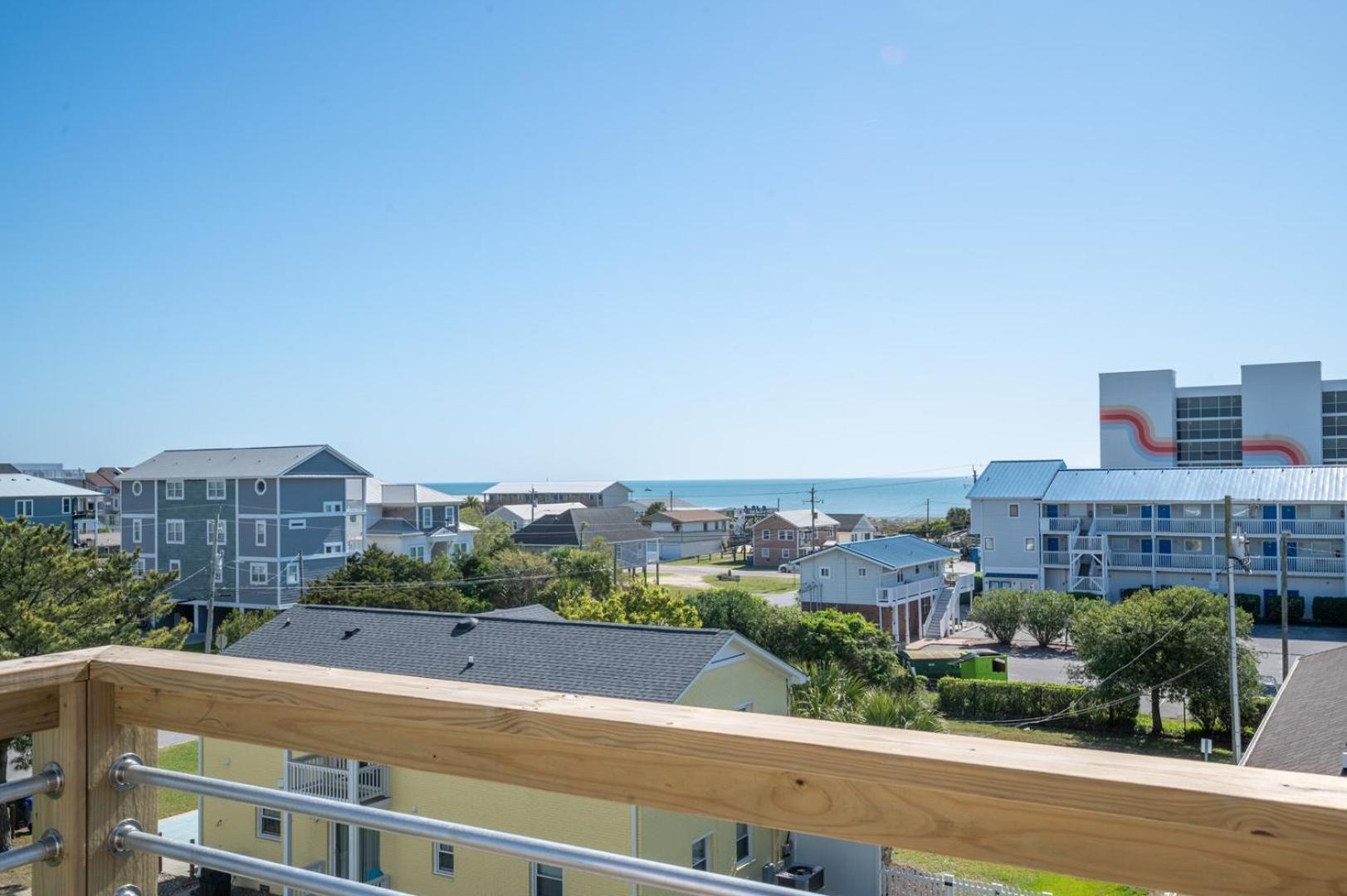 Stunning Rooftop Sun Deck at The Bend and Snapper view 5