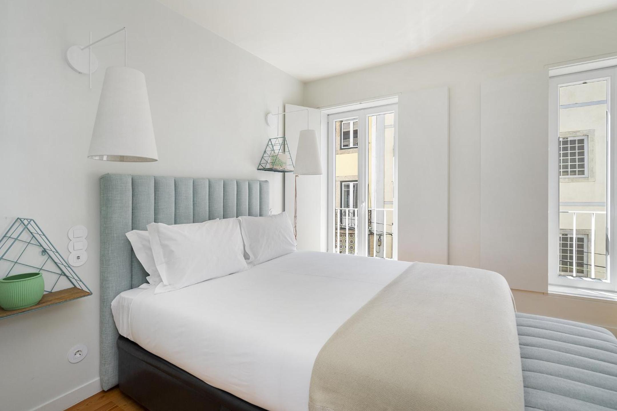 WHome Top Floor w Luxury Design Premium Location