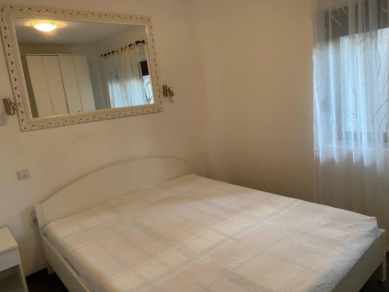 Apartments Arina