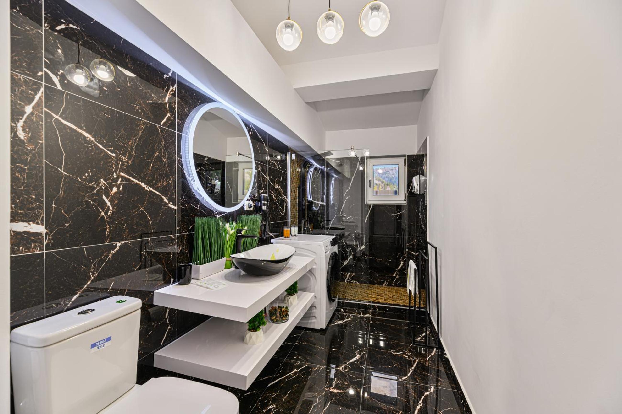 AYASI Luxury Apartment Predeal
