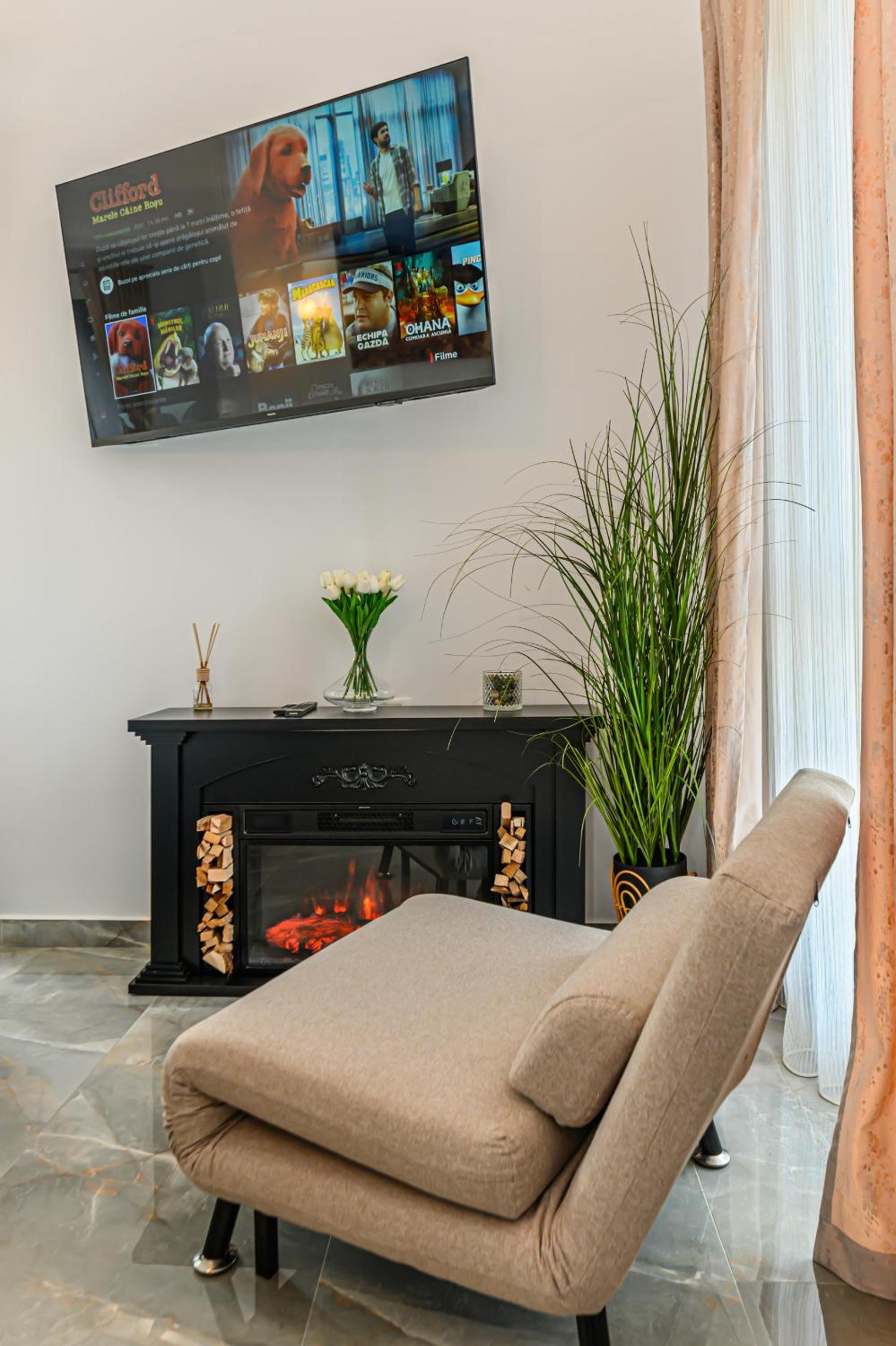 AYASI Luxury Apartment Predeal