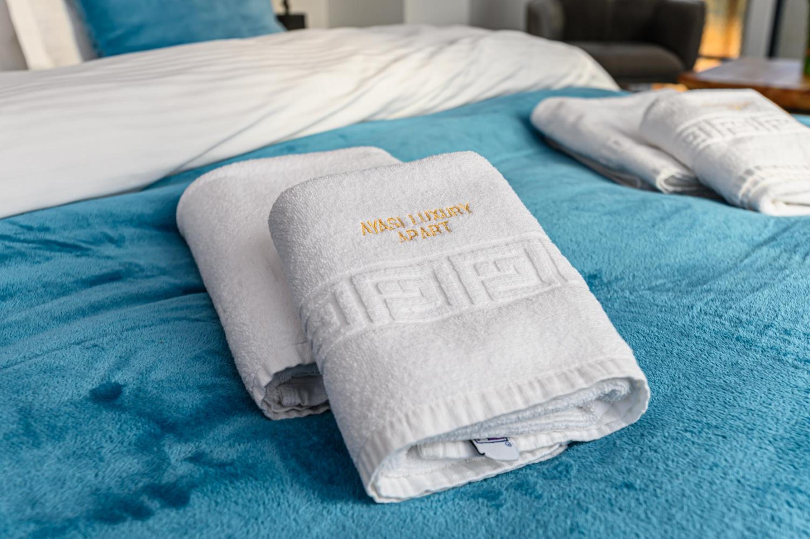 AYASI Luxury Apartment Predeal