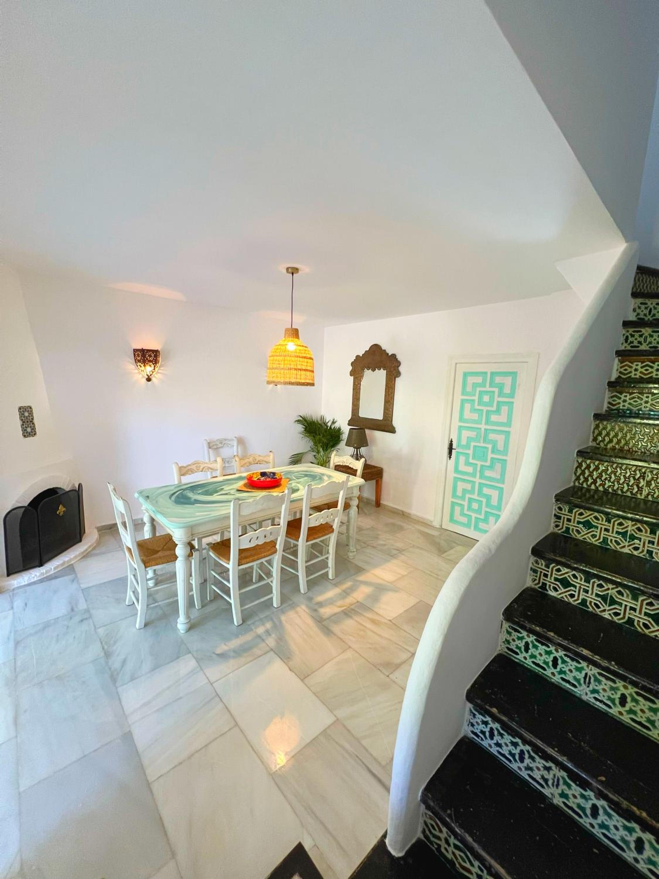 Patio Alcornocal by Residea