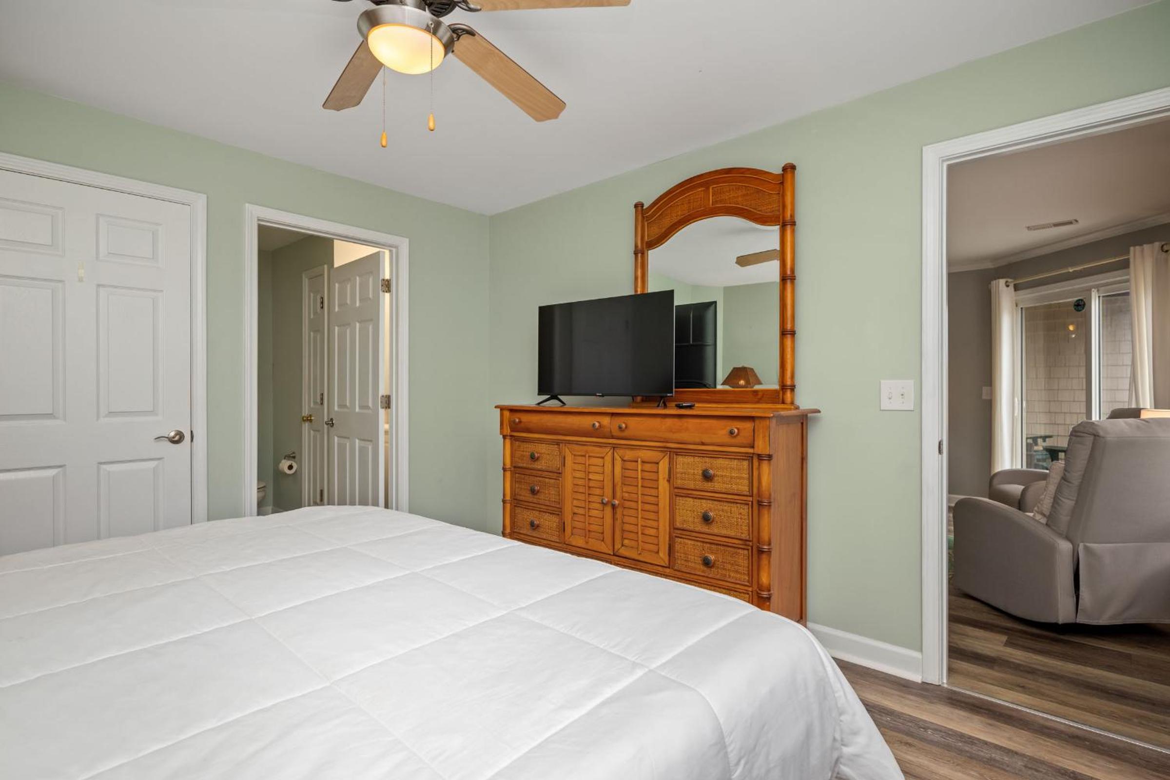 Après Surf by Oak Island Accommodations