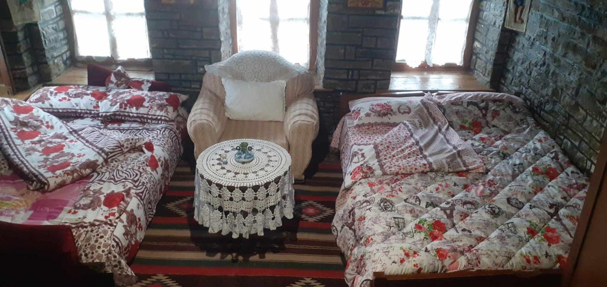 guest house in buhal