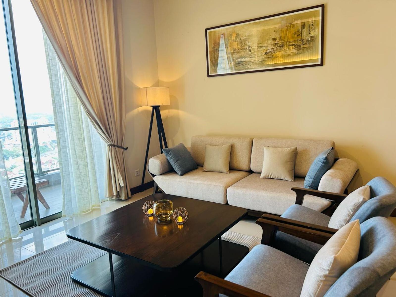 The Grand ward place super luxury 2 bedroom apartment Colombo 7 view 3