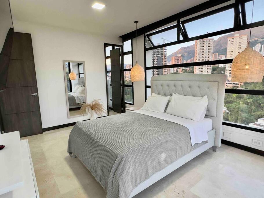 2001 Charming apartment in El Poblado