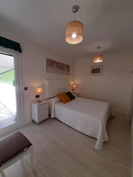 Gestiona2R - Apartamento con terraza a 2,5km de las playas view 2