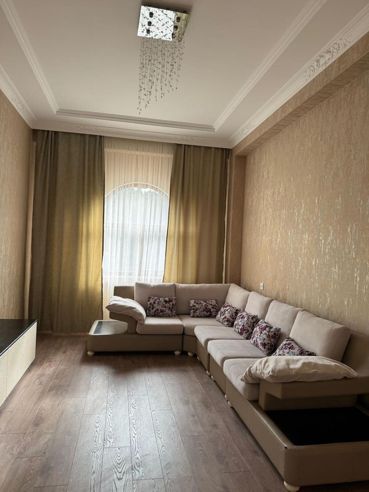 Bulvar Kristal apartment