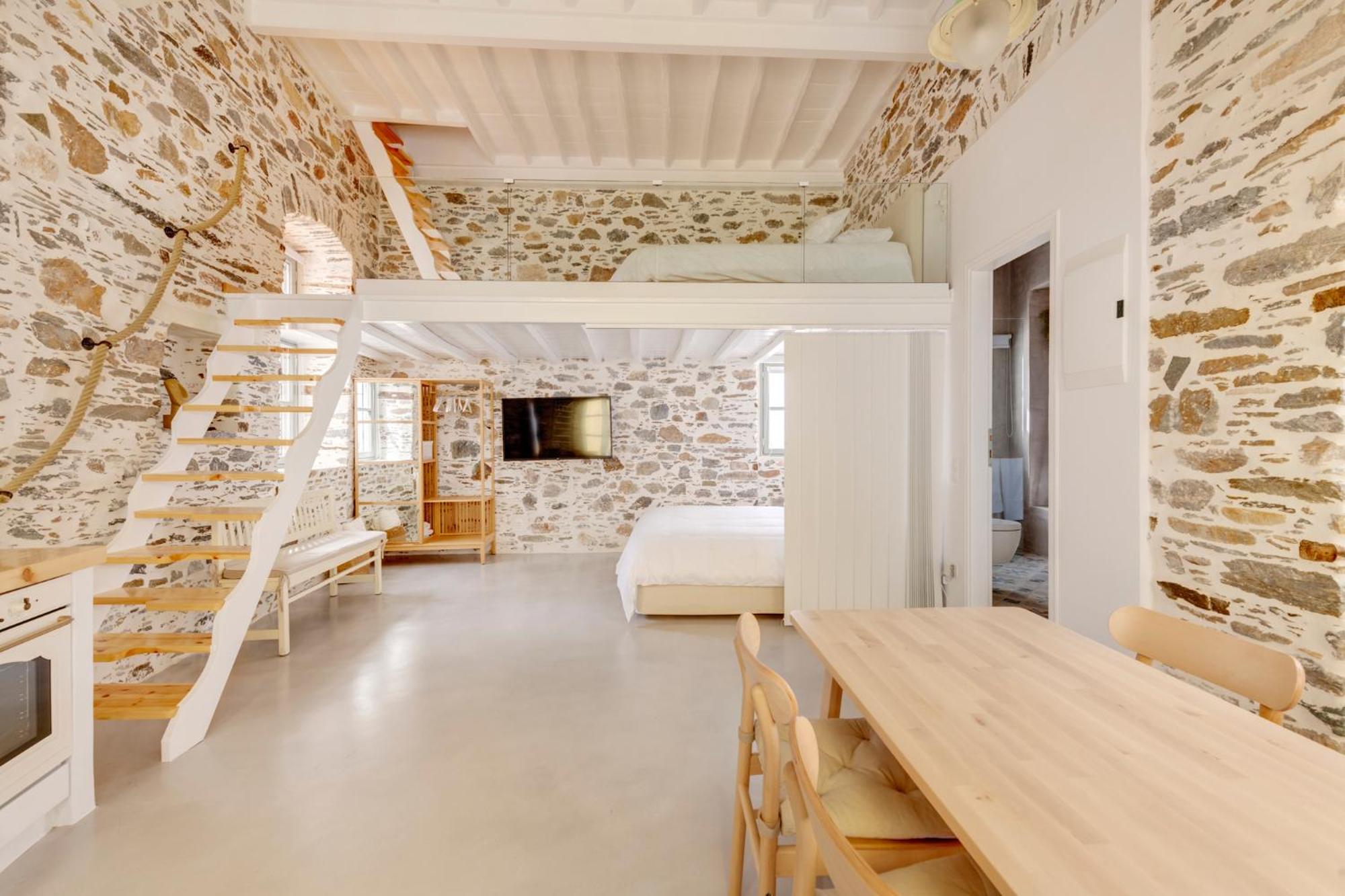 ArtdecoSyros Superior